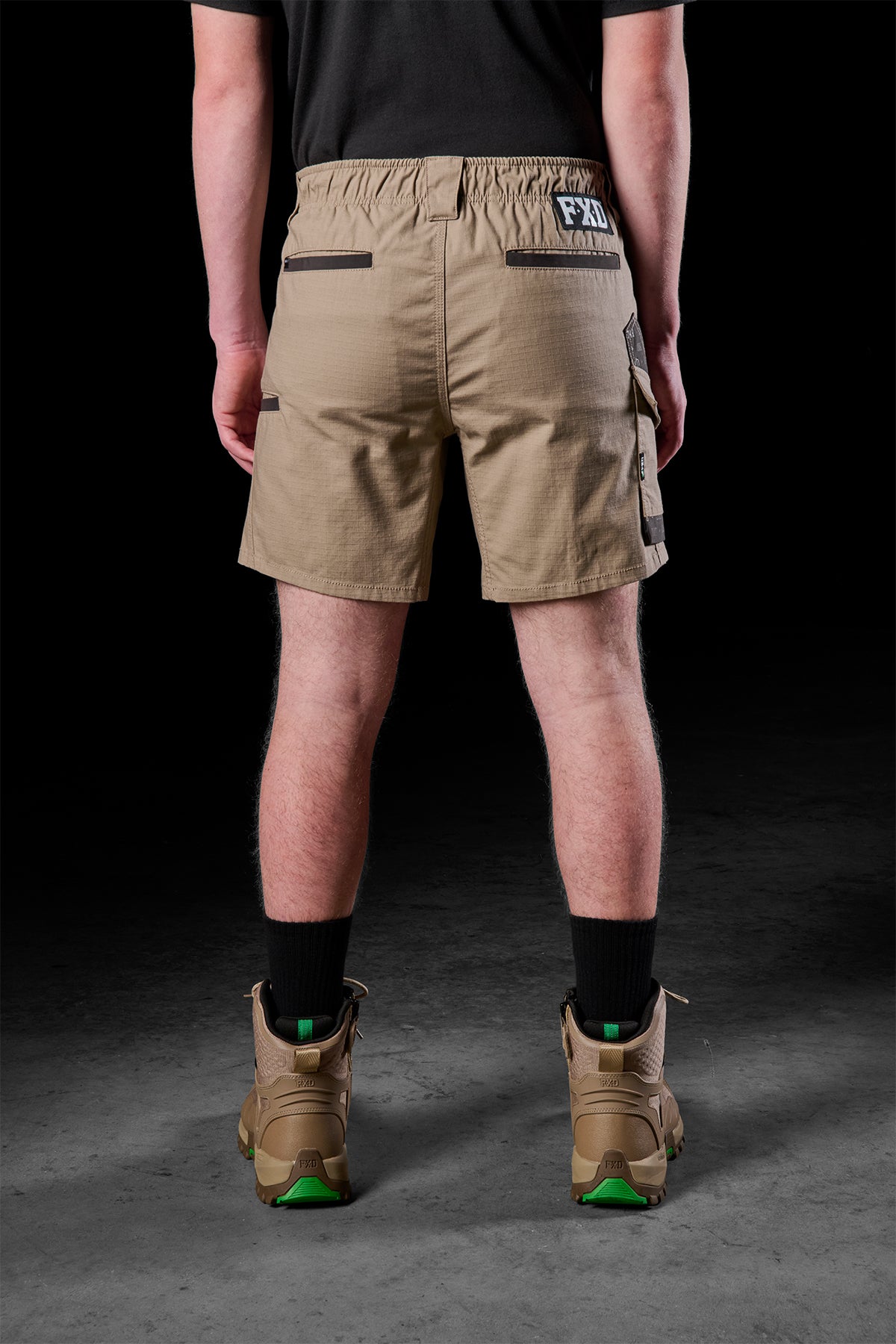 BLACK_WS.7ELASTICWAISTUTILITYSHORT-KHAKI_128111.jpg