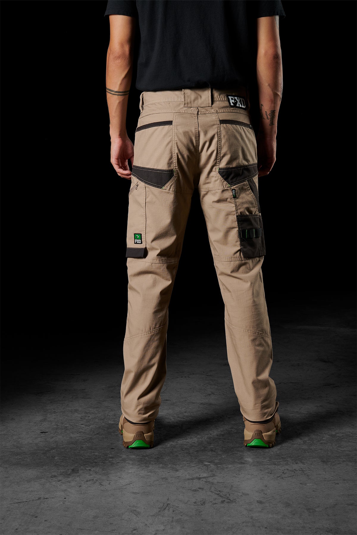 WP-10KHAKI_BLACKBACKGROUND_102018.jpg